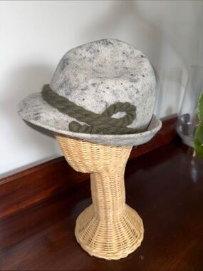 Retro Gray Felt Alpine-Style Hat with Olive Rope Trim Oktoberfest German hat